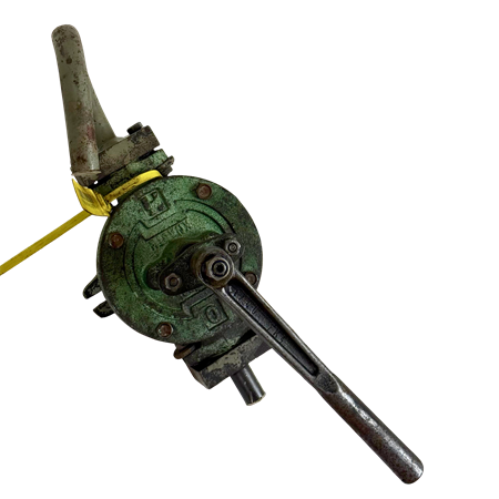 Handpump till hydraulolja